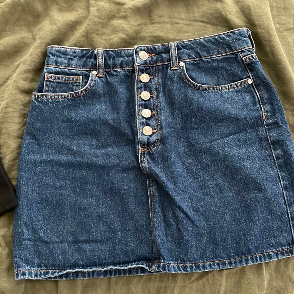 Denim skirt